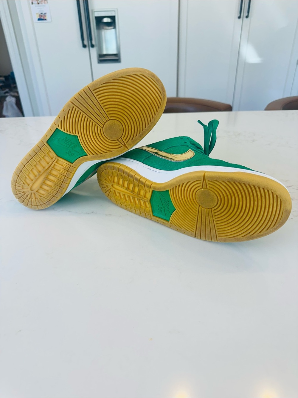 Nike Dunk Low SB 'St. Patrick’s Day 2022 - Picture 3 of 8